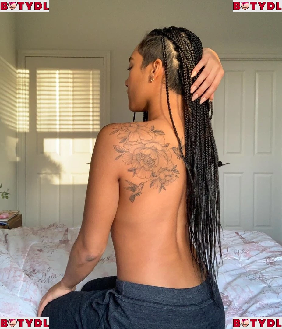 Sydney Park Onlyfans Photo Gallery 