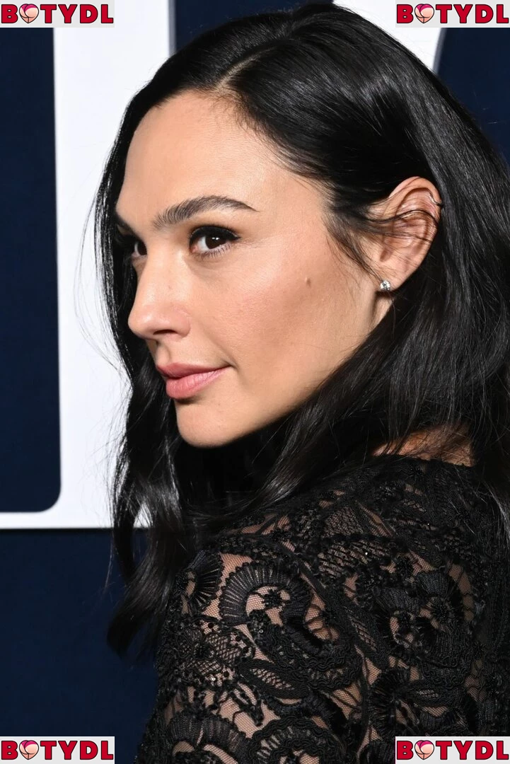 gal_gadot Onlyfans Photo Gallery 