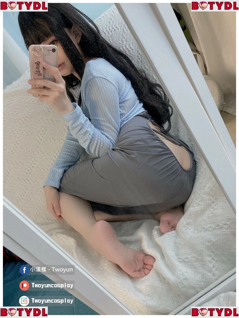 Twoyun Onlyfans Photo Gallery 