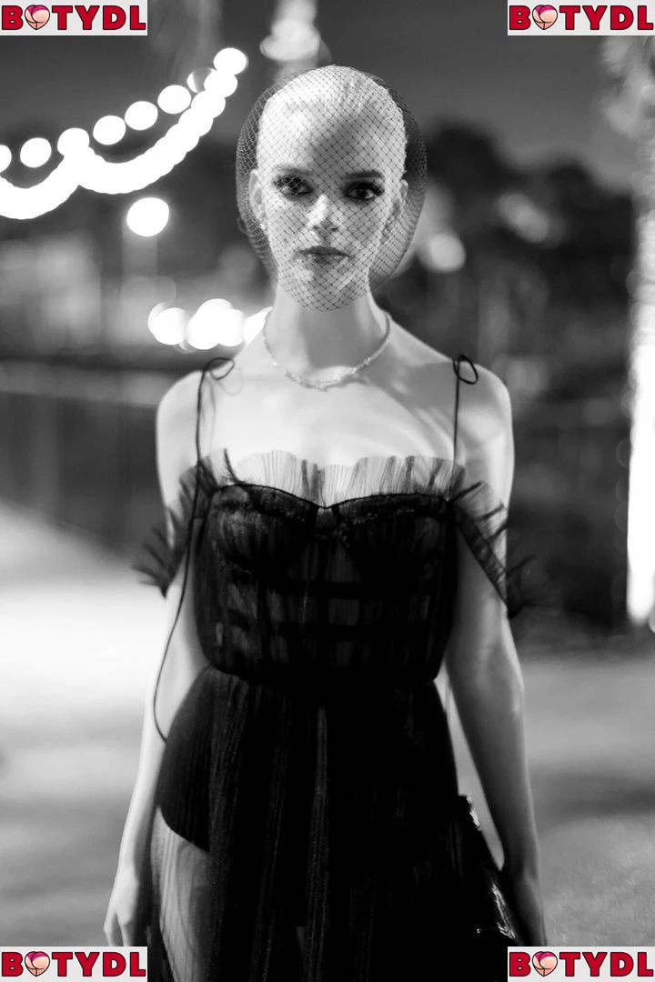 Anya Taylor-Joy Onlyfans Photo Gallery 