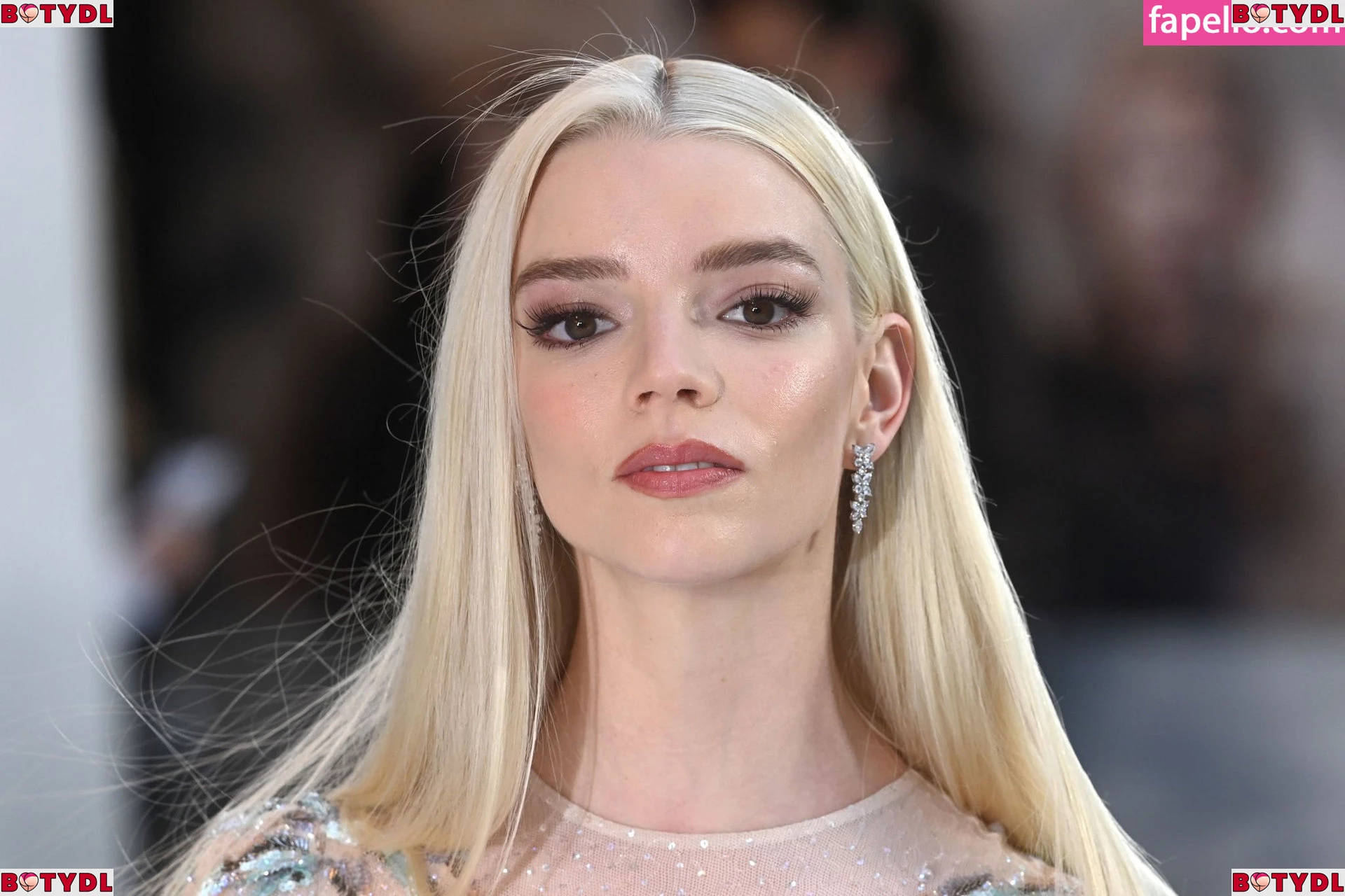 Anya Taylor-Joy Onlyfans Photo Gallery 