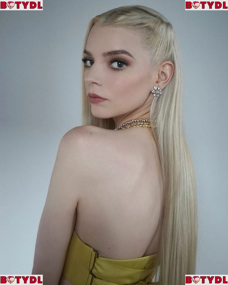 Anya Taylor-Joy Onlyfans Photo Gallery 