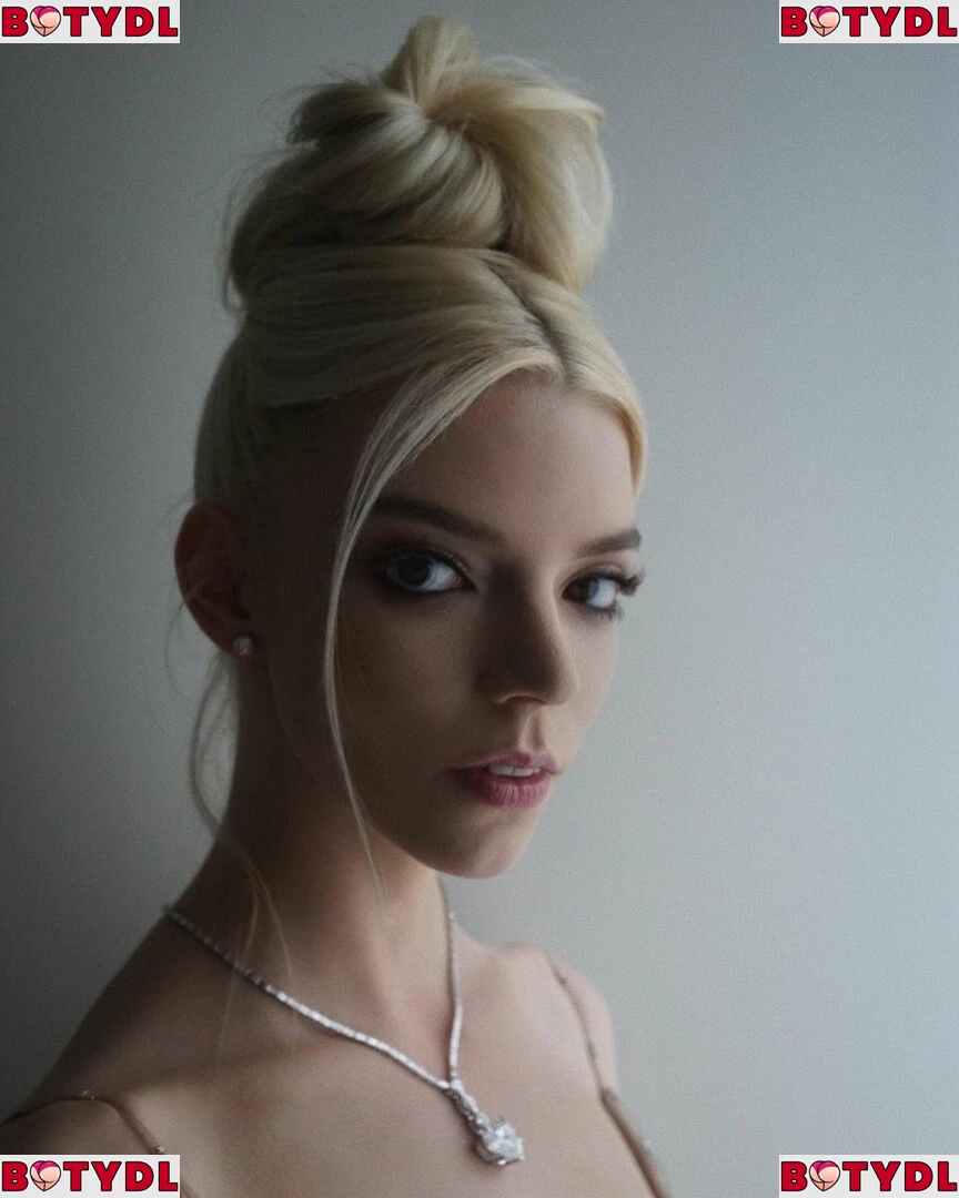 Anya Taylor-Joy Onlyfans Photo Gallery 