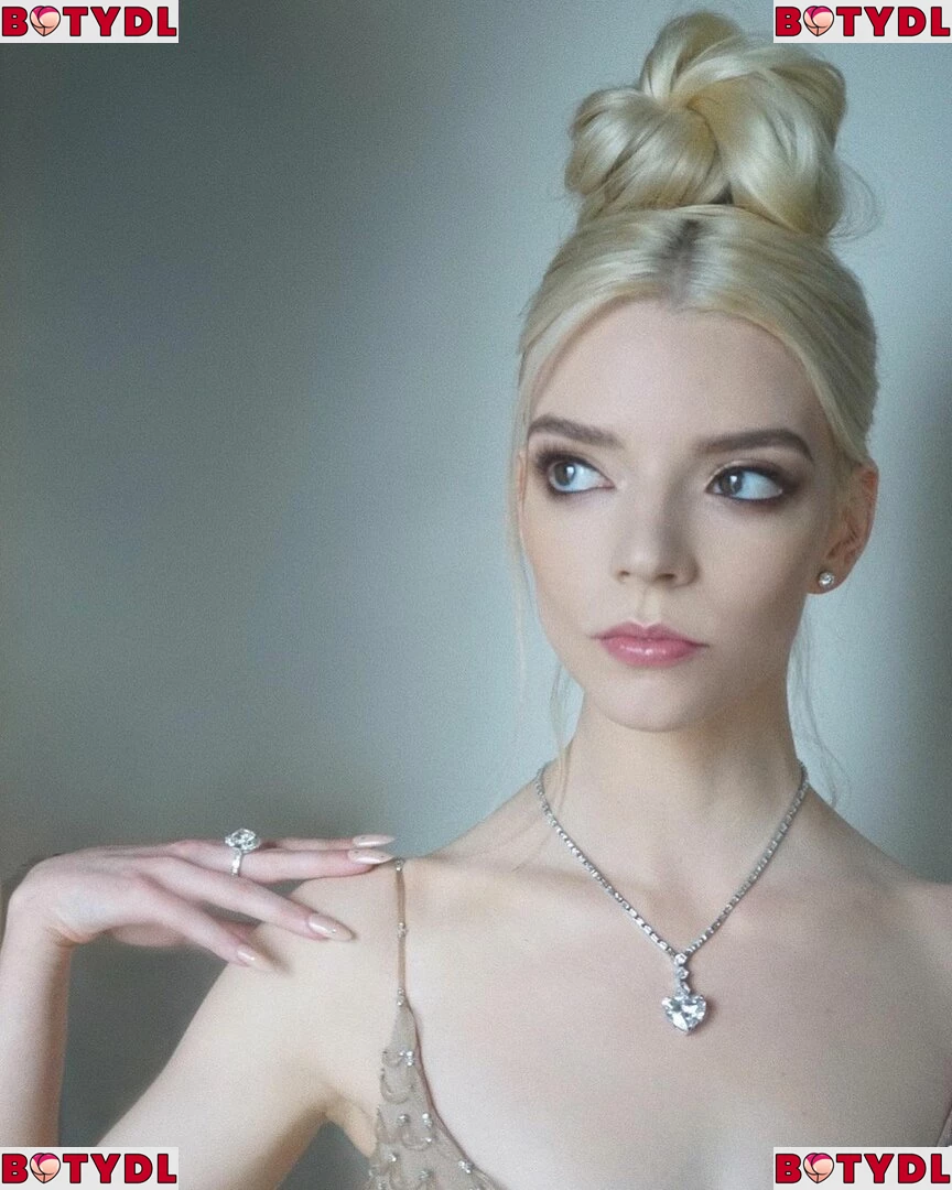 Anya Taylor-Joy Onlyfans Photo Gallery 