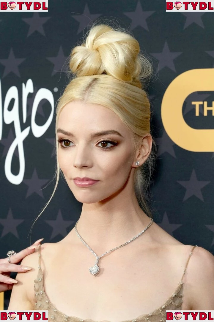 Anya Taylor-Joy Onlyfans Photo Gallery 