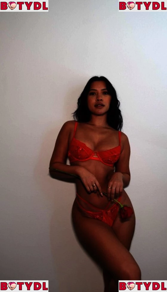 Julia Kelly Onlyfans Photo Gallery 