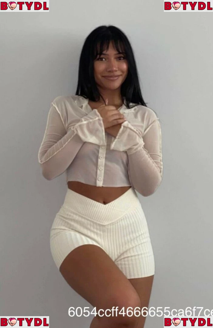 Julia Kelly Onlyfans Photo Gallery 