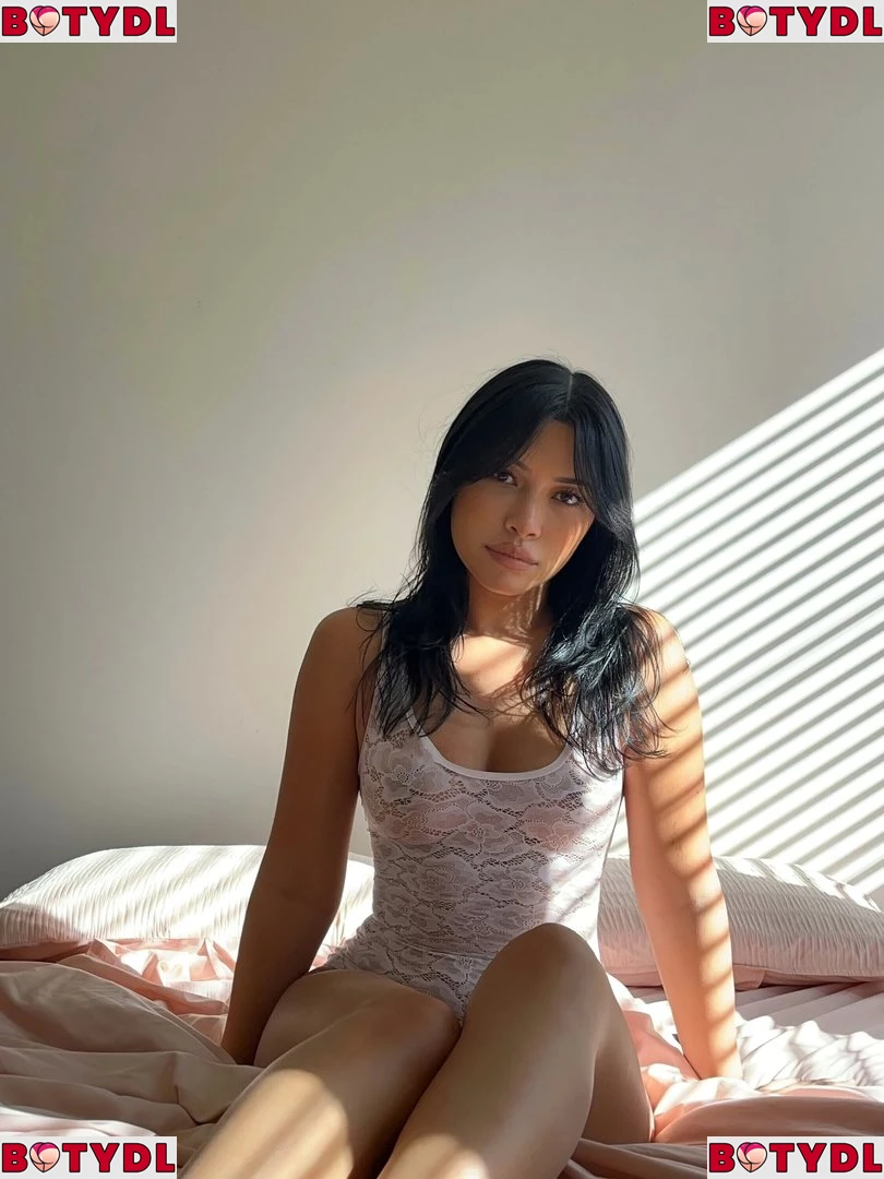 Julia Kelly Onlyfans Photo Gallery 