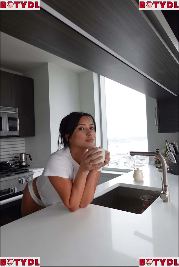 Julia Kelly Onlyfans Photo Gallery 