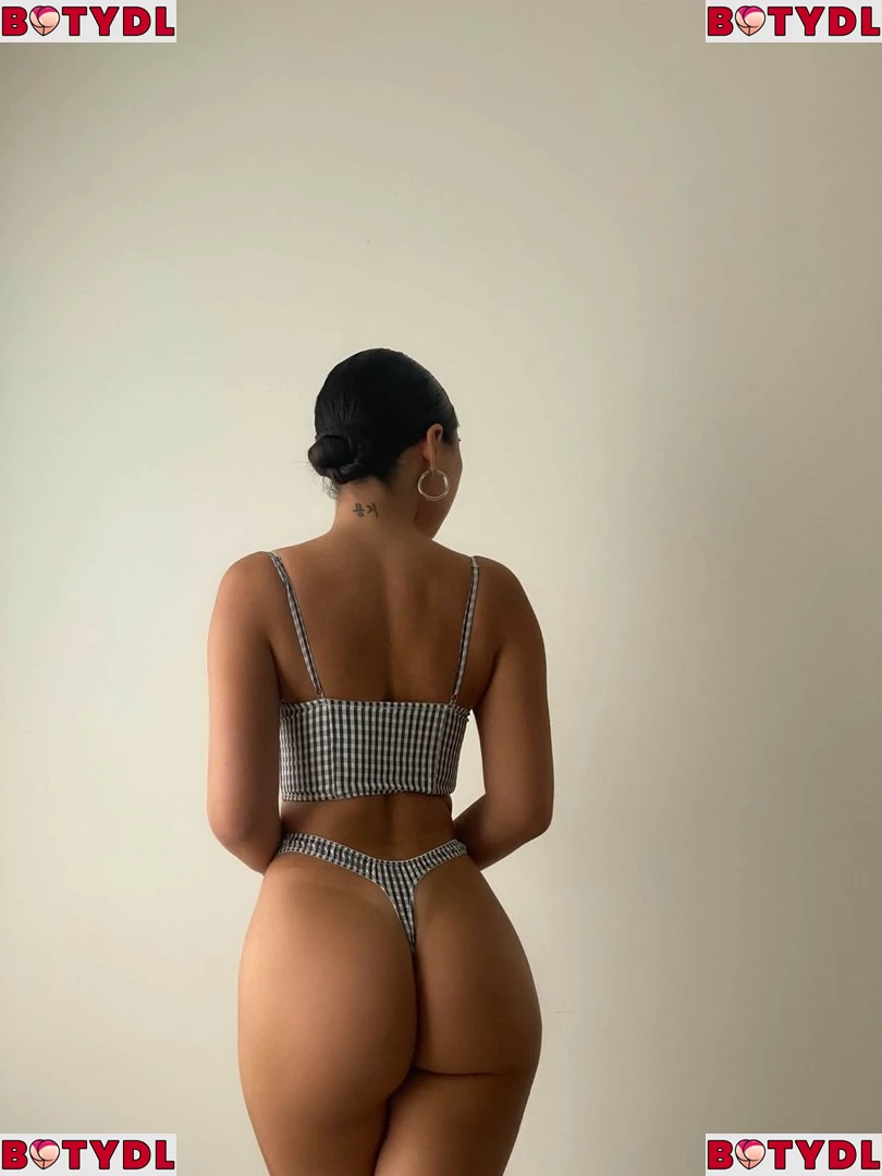 Julia Kelly Onlyfans Photo Gallery 