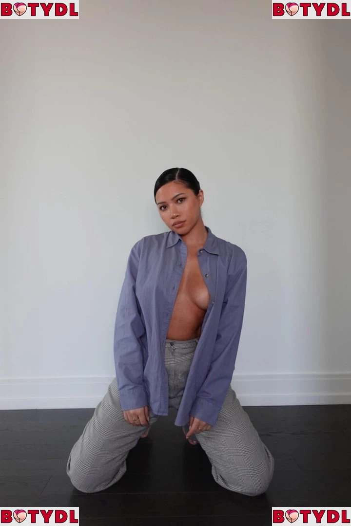 Julia Kelly Onlyfans Photo Gallery 