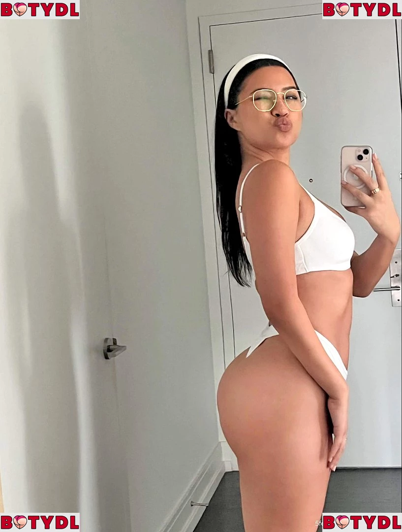 Julia Kelly Onlyfans Photo Gallery 