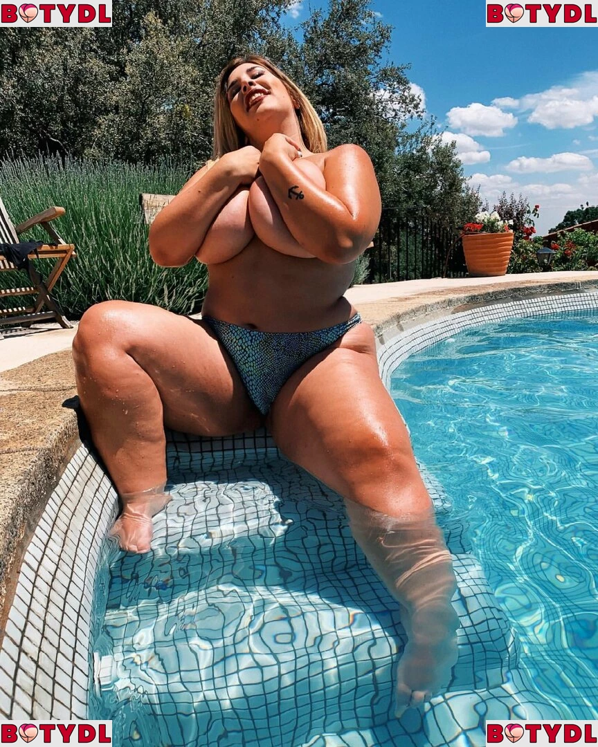 Natalia Lozano Onlyfans Photo Gallery 