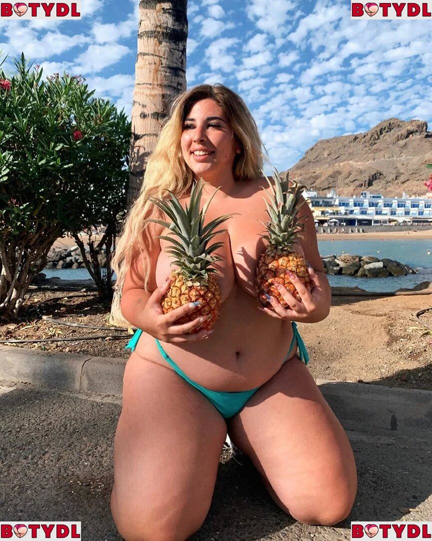 Natalia Lozano Onlyfans Photo Gallery 