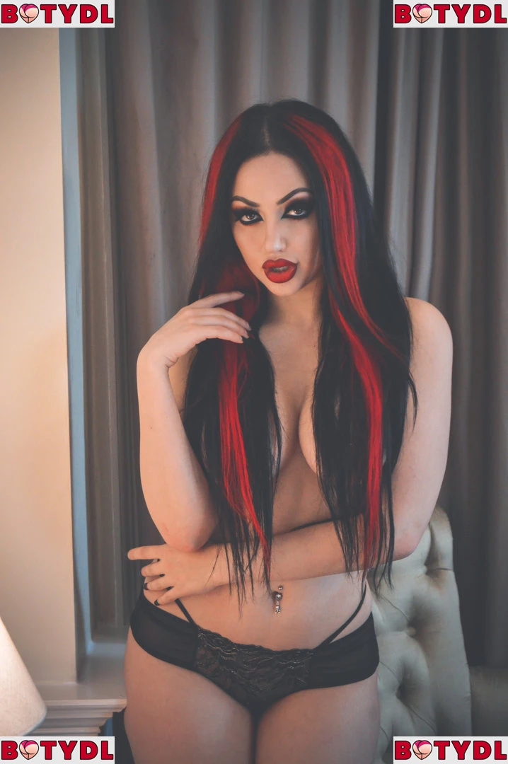 Dani Divine Onlyfans Photo Gallery 