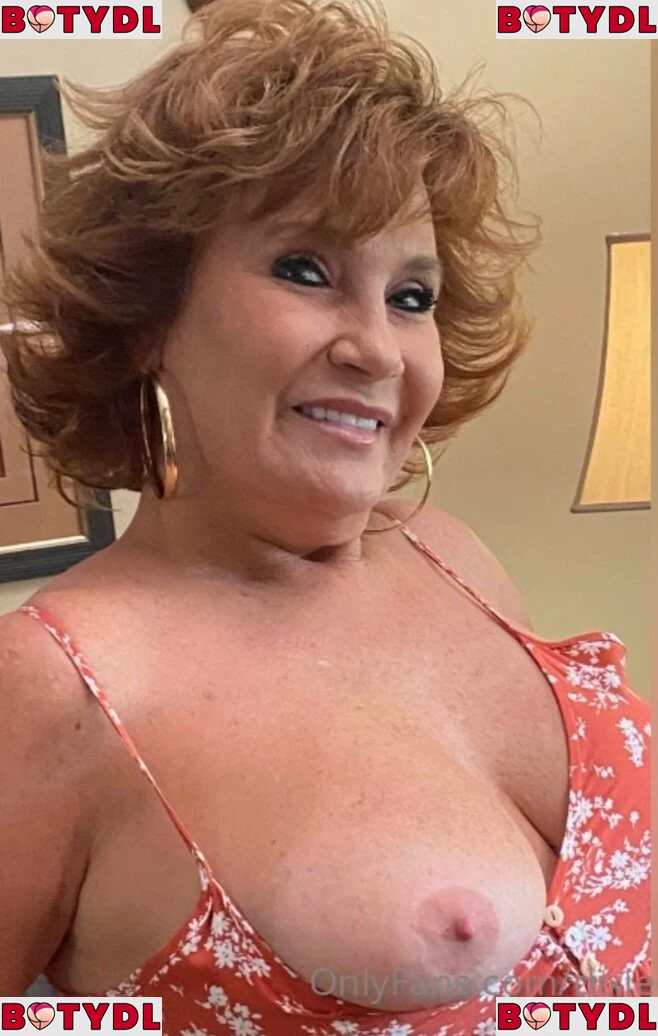 Dixie Dauphin Onlyfans Photo Gallery 