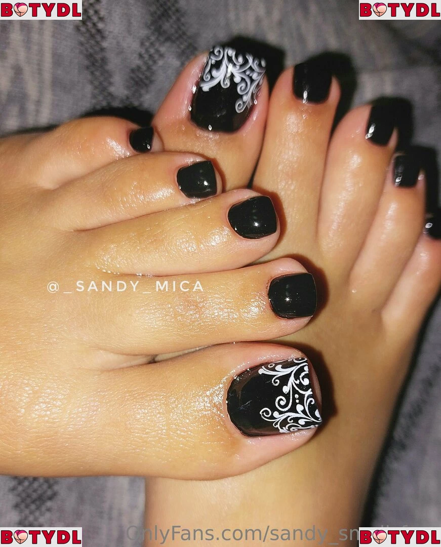 sandy_small_feet Onlyfans Photo Gallery 