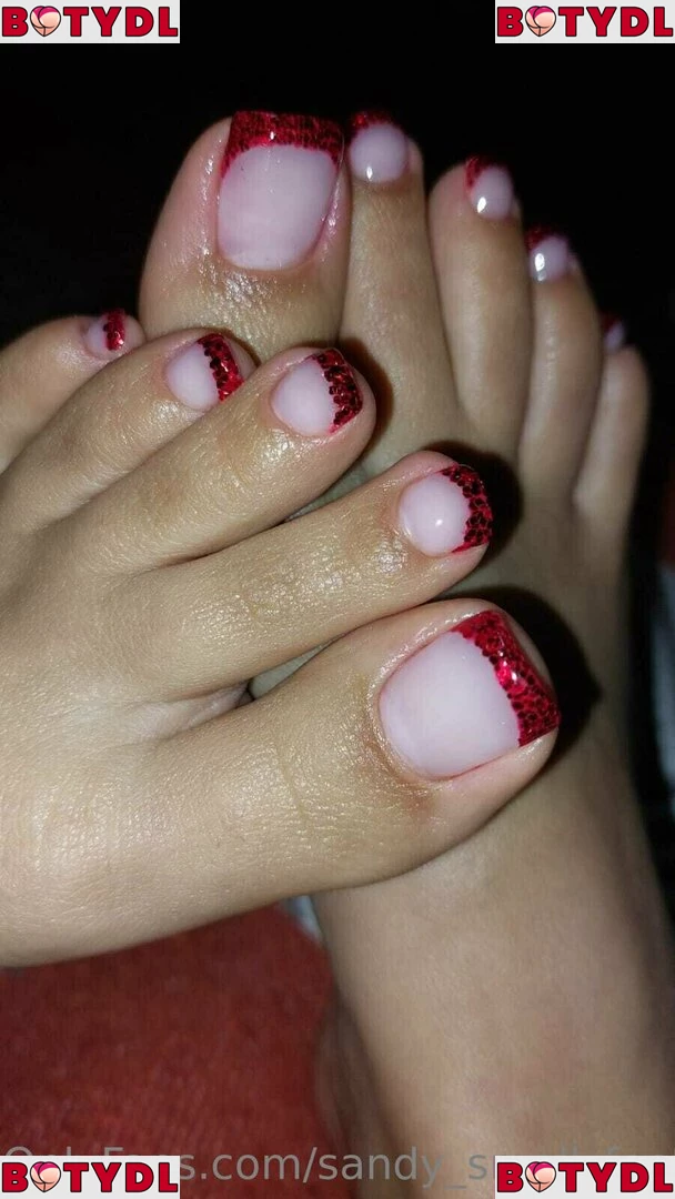 sandy_small_feet Onlyfans Photo Gallery 