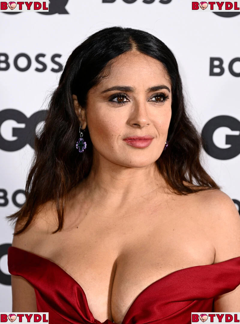 Salma Hayek Onlyfans Photo Gallery 