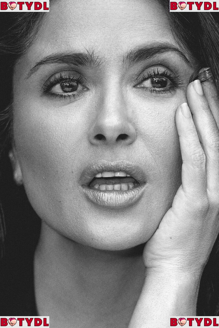 Salma Hayek Onlyfans Photo Gallery 