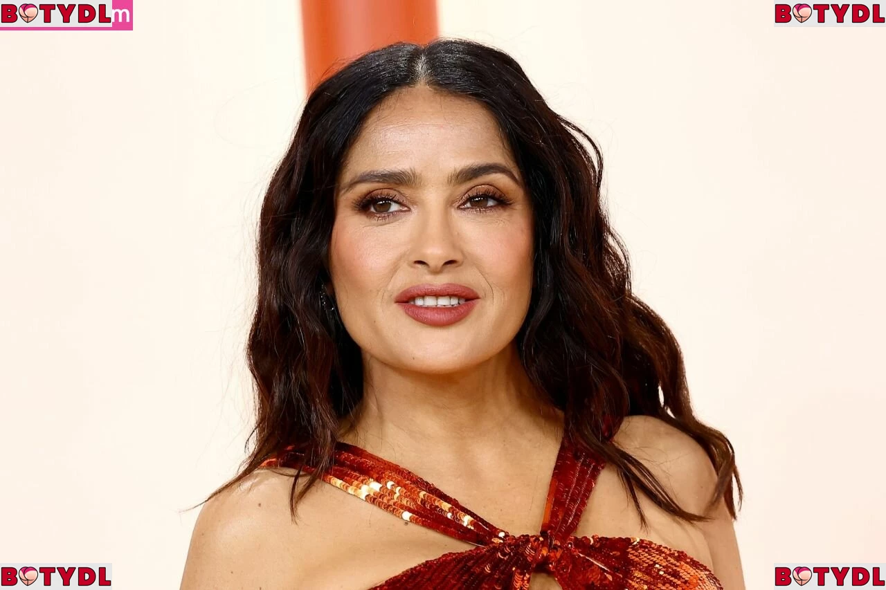 Salma Hayek Onlyfans Photo Gallery 