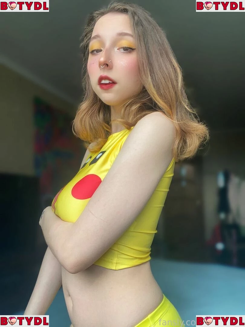 Loli Molly Onlyfans Photo Gallery 