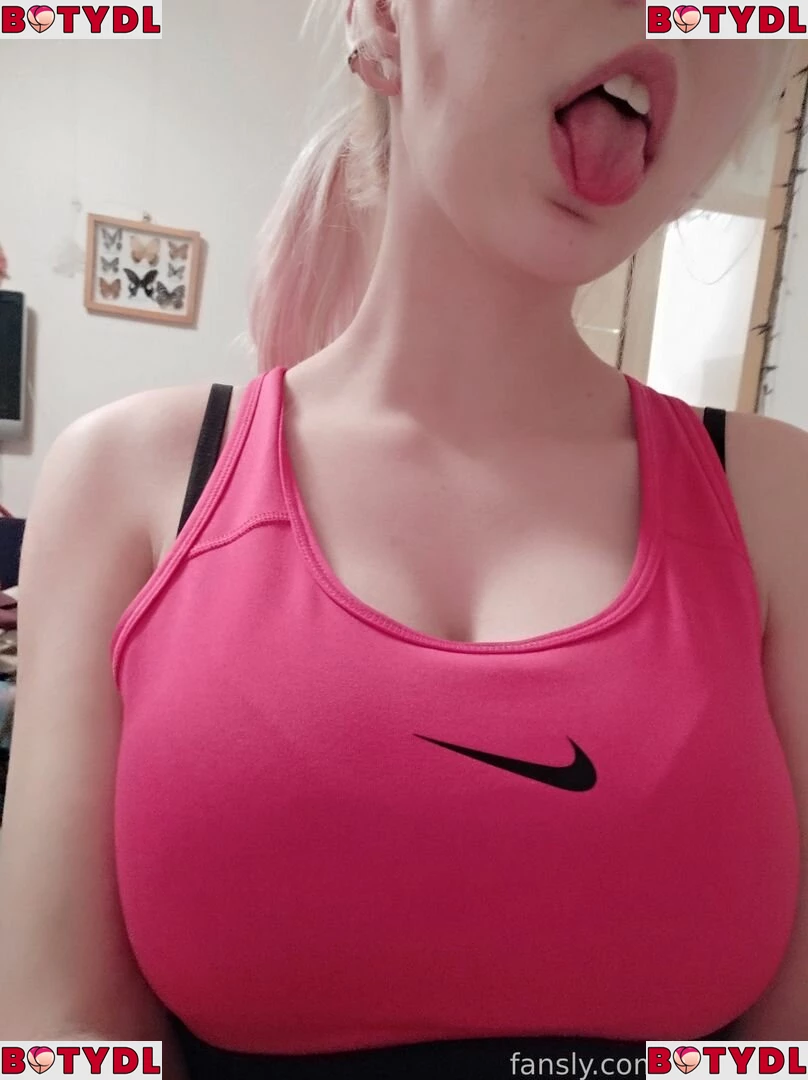 Loli Molly Onlyfans Photo Gallery 