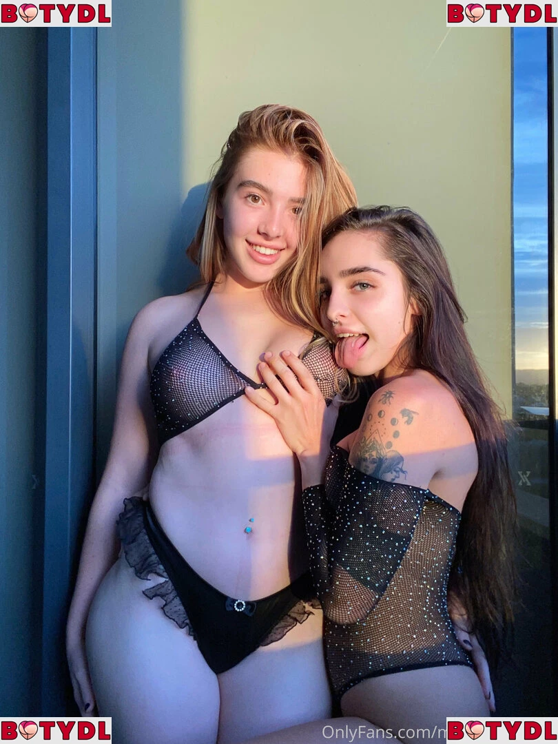 mysisterandme Onlyfans Photo Gallery 