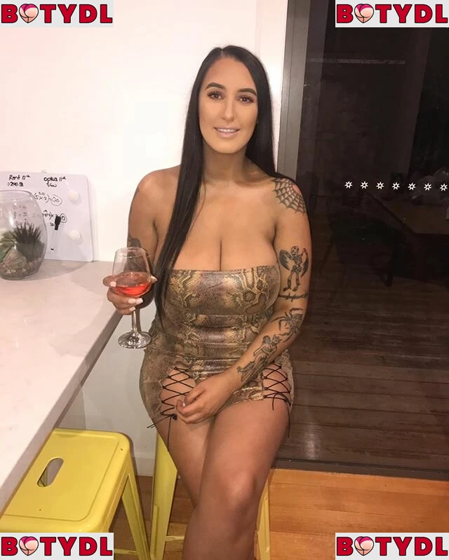 Jayme Lee Onlyfans Photo Gallery 