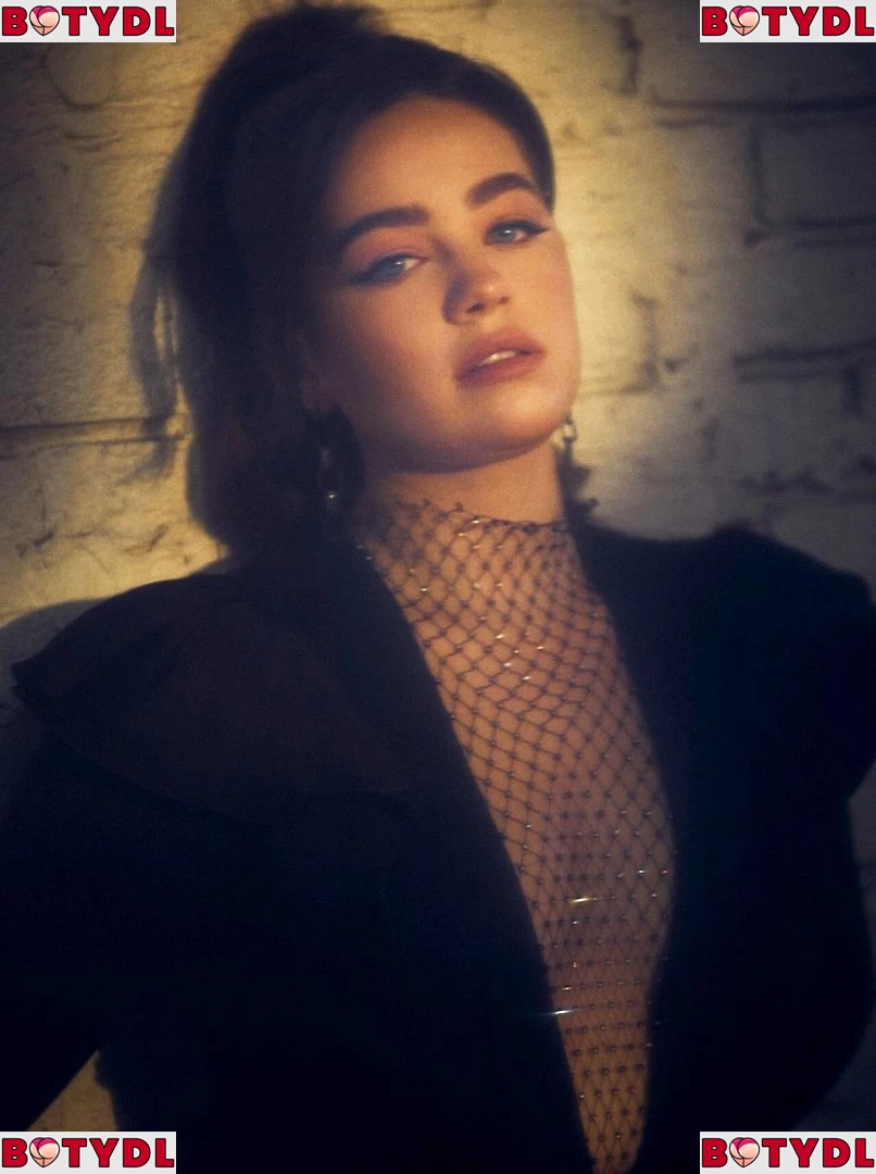 Mary Mouser Onlyfans Photo Gallery 