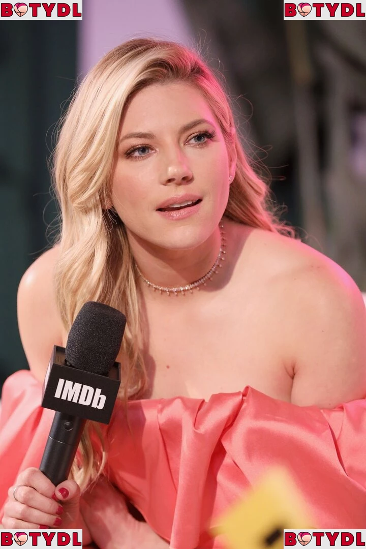 Katheryn Winnick Onlyfans Photo Gallery 