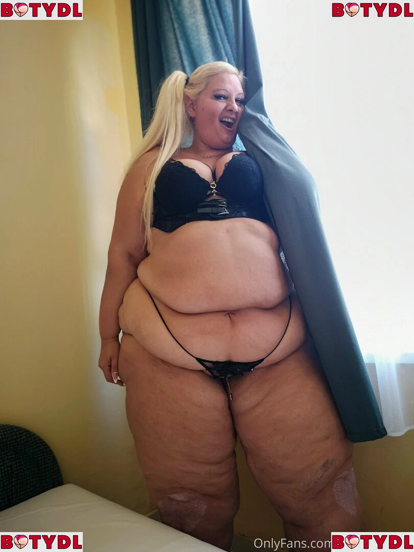 barbiessbbw Onlyfans Photo Gallery 