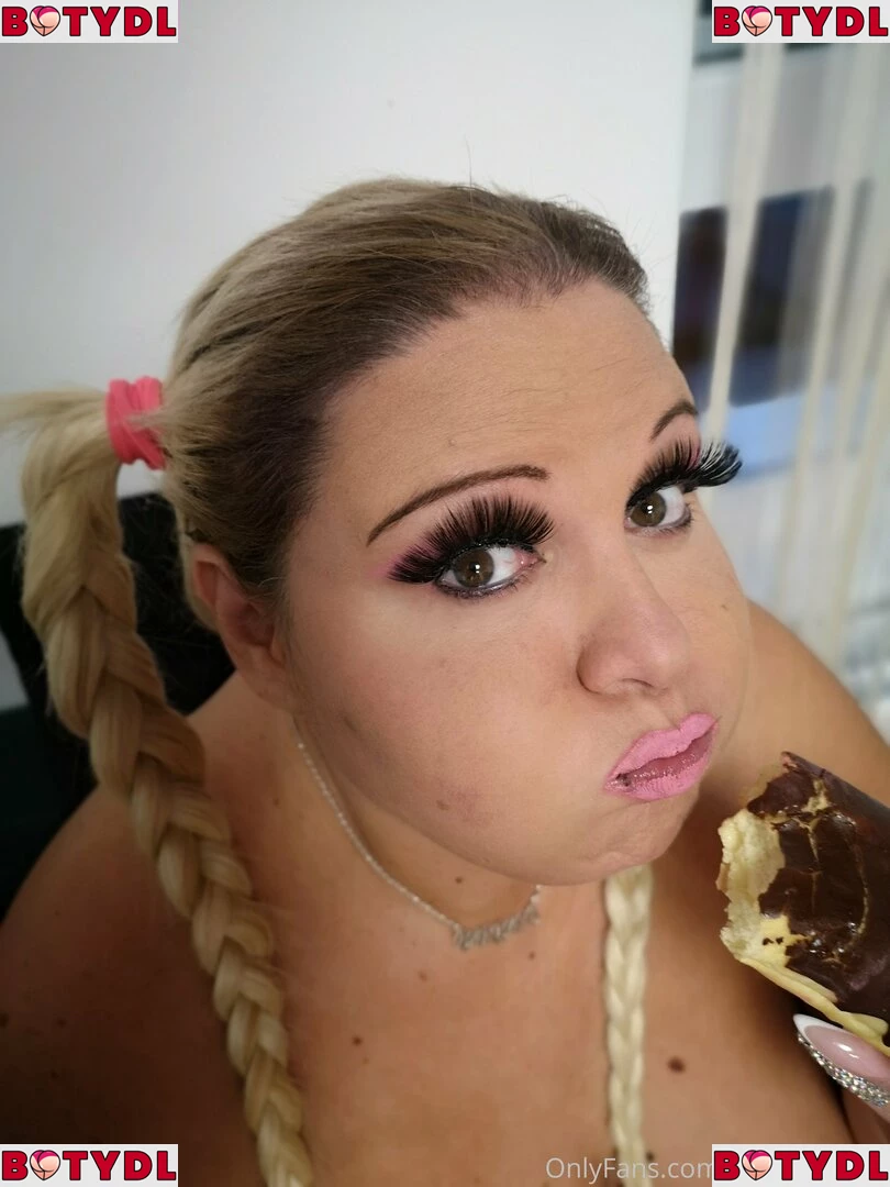 barbiessbbw Onlyfans Photo Gallery 