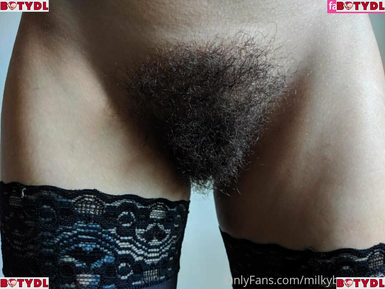 HairyAngela Onlyfans Photo Gallery 