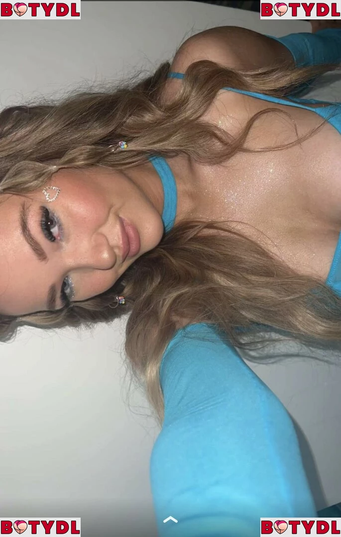 Alyssa Mckay Onlyfans Photo Gallery 