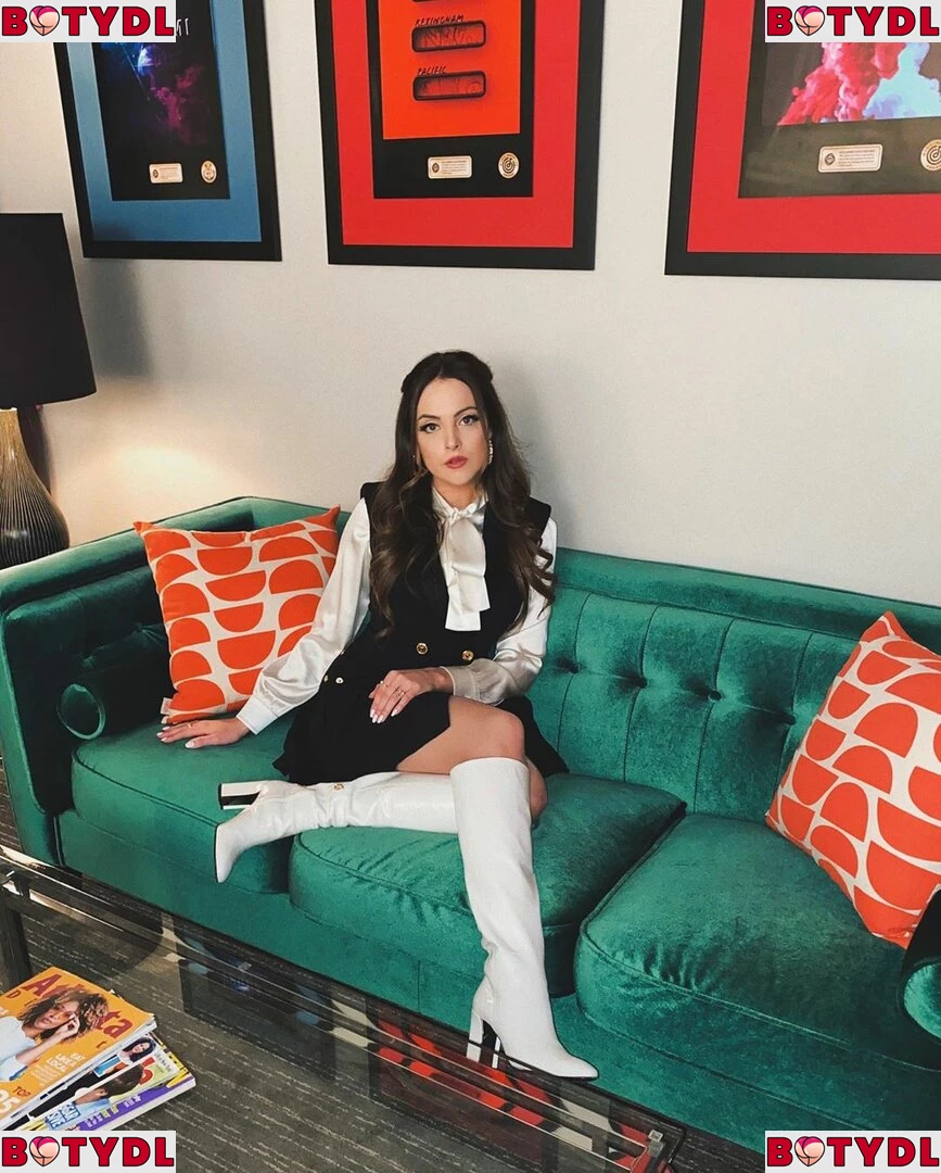 Elizabeth Gillies Onlyfans Photo Gallery 