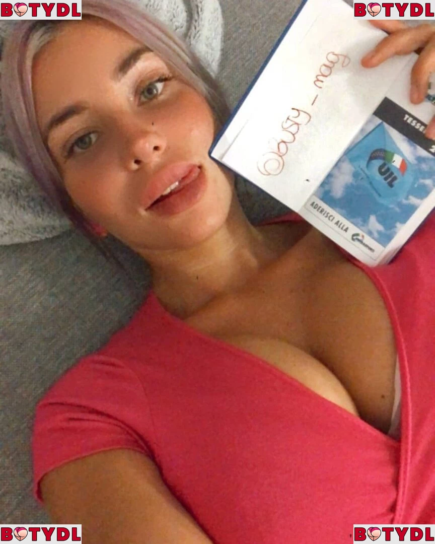 Busty Magazine Onlyfans Photo Gallery 