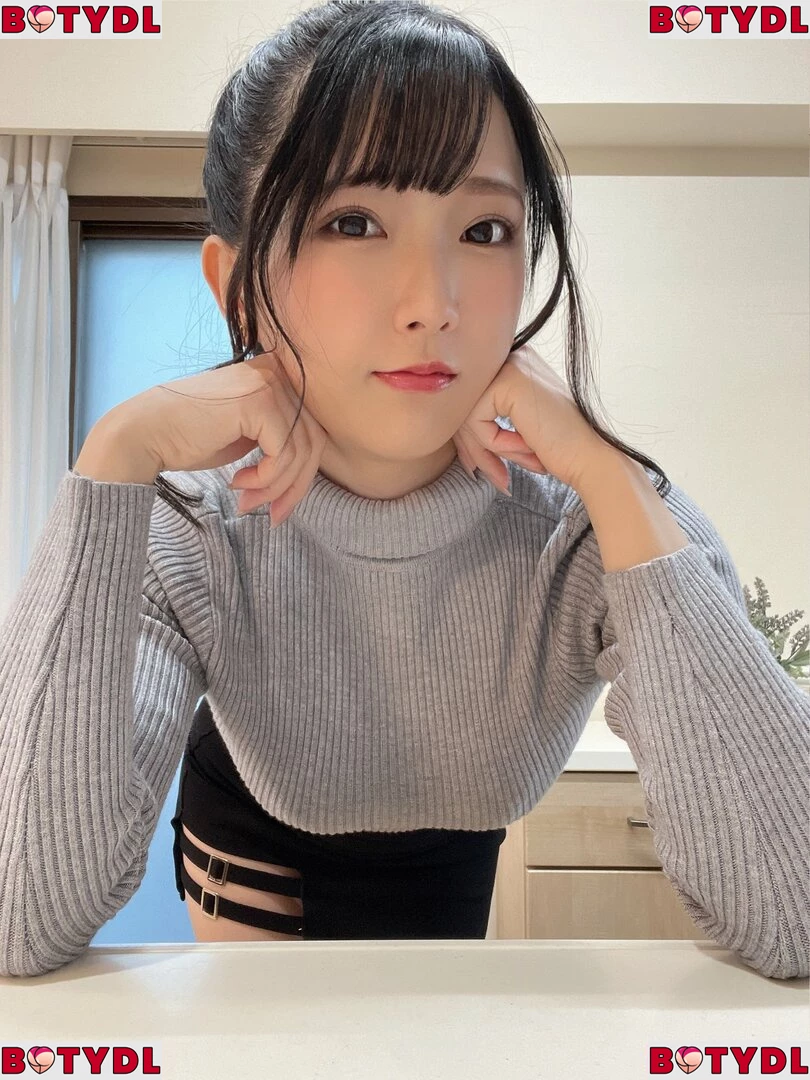 Hikaru Miyanishi Onlyfans Photo Gallery 