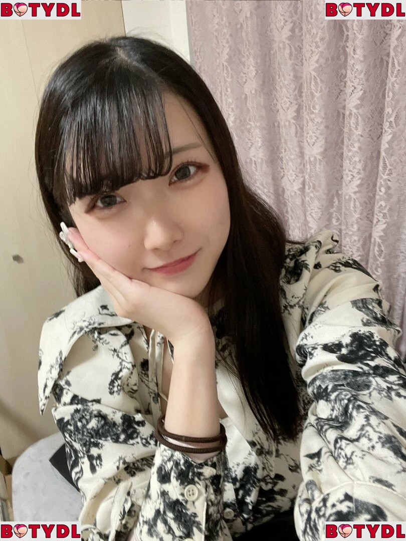 Hikaru Miyanishi Onlyfans Photo Gallery 