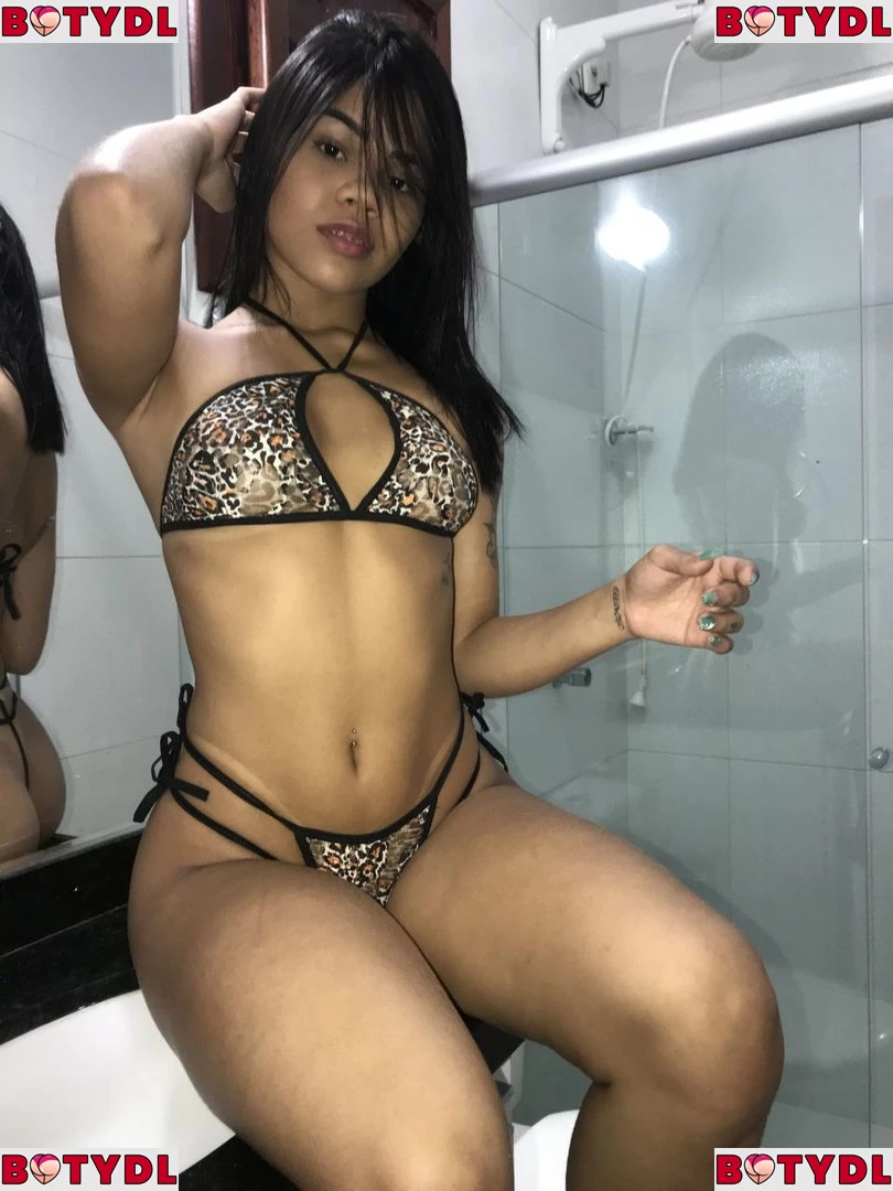 Tati Maya Onlyfans Photo Gallery 