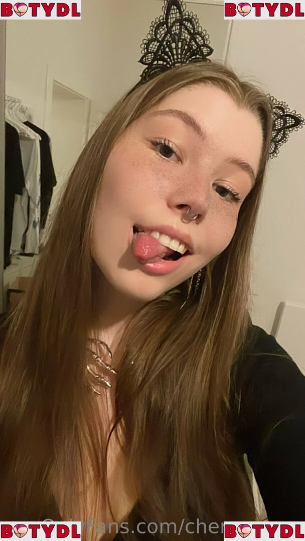 Emily Asmr Onlyfans Photo Gallery 