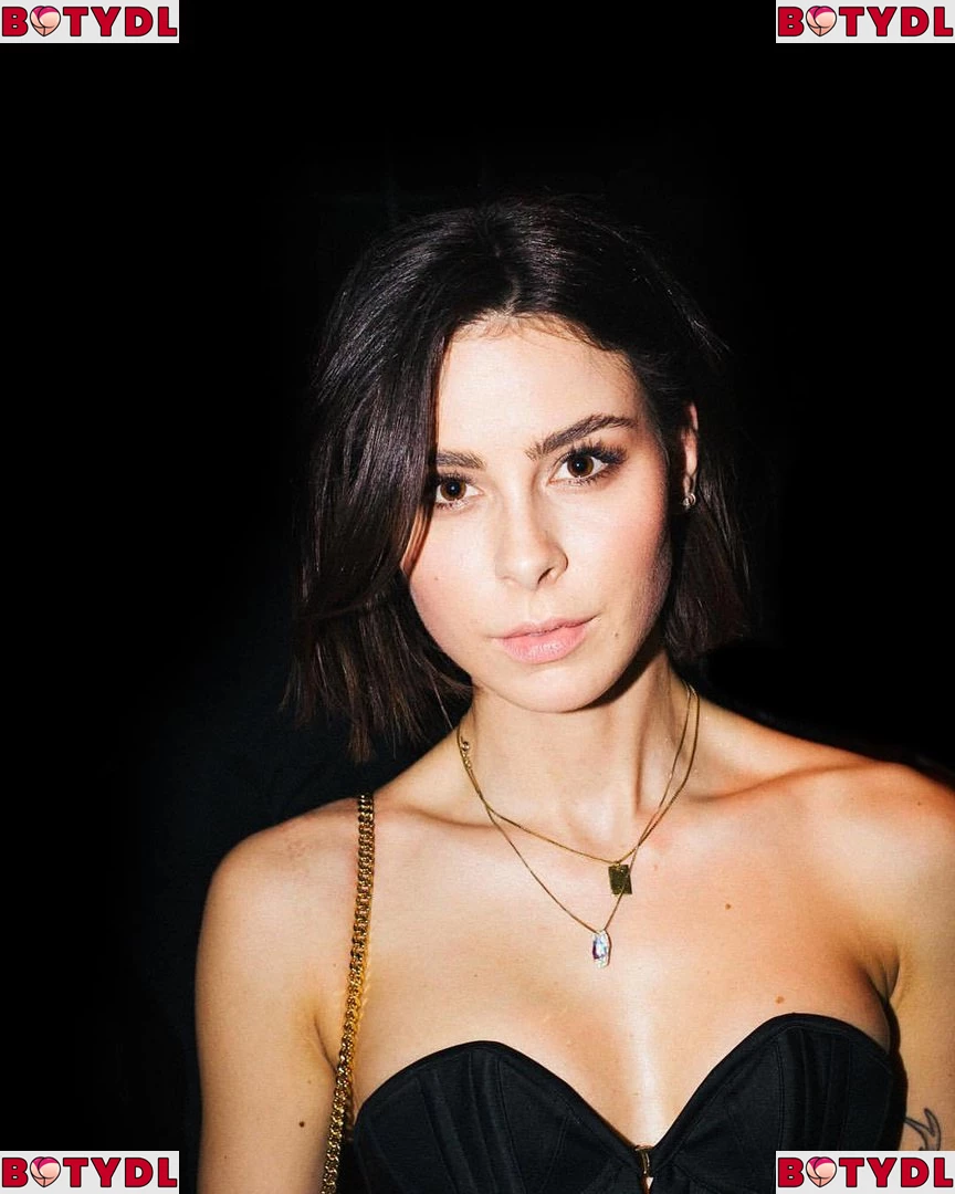 Lena Meyer-Landrut Onlyfans Photo Gallery 