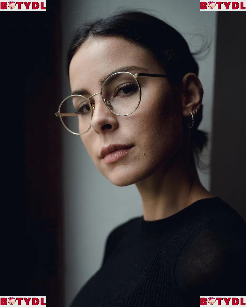 Lena Meyer-Landrut Onlyfans Photo Gallery 