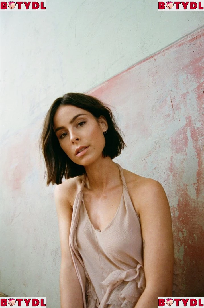 Lena Meyer-Landrut Onlyfans Photo Gallery 