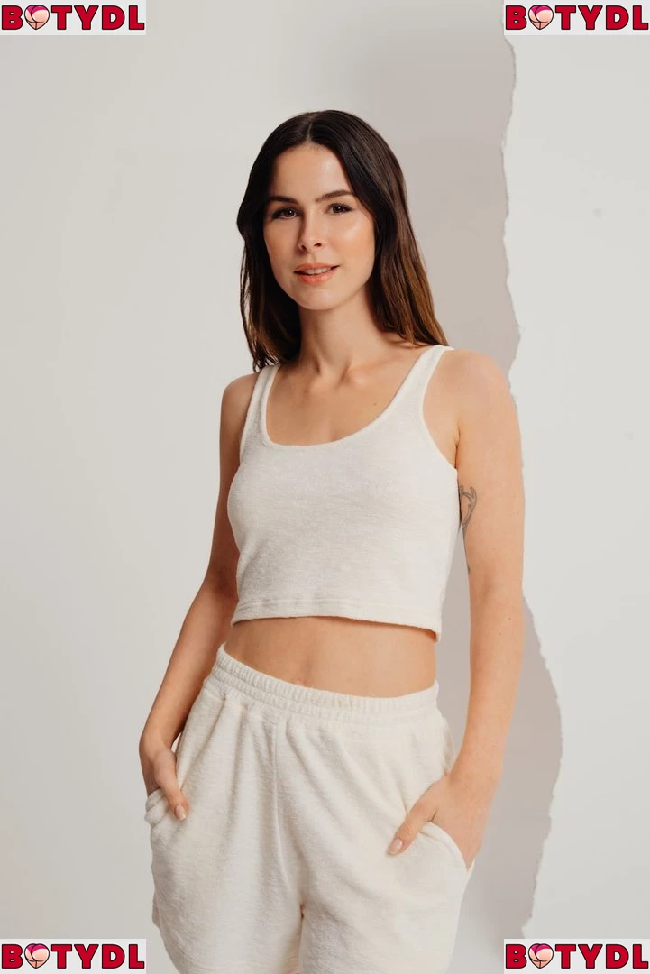 Lena Meyer-Landrut Onlyfans Photo Gallery 