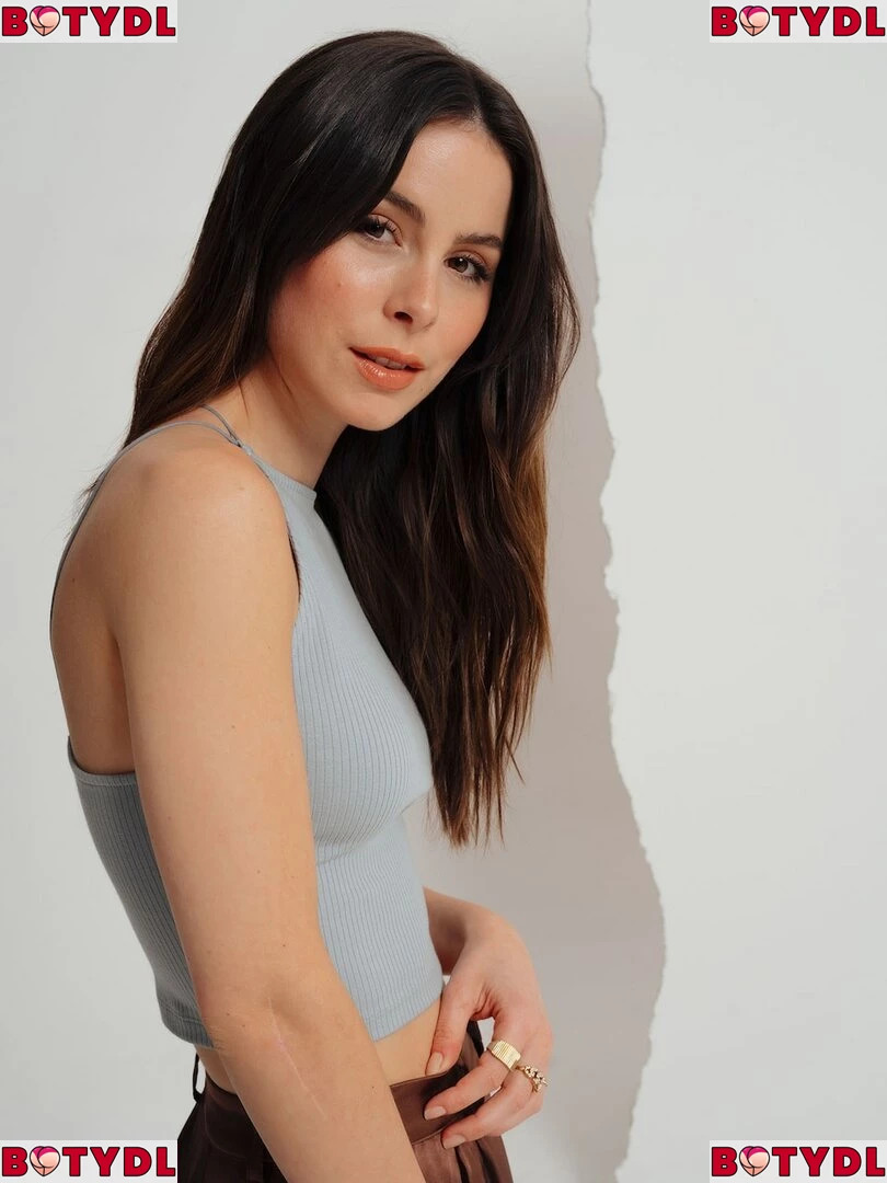 Lena Meyer-Landrut Onlyfans Photo Gallery 