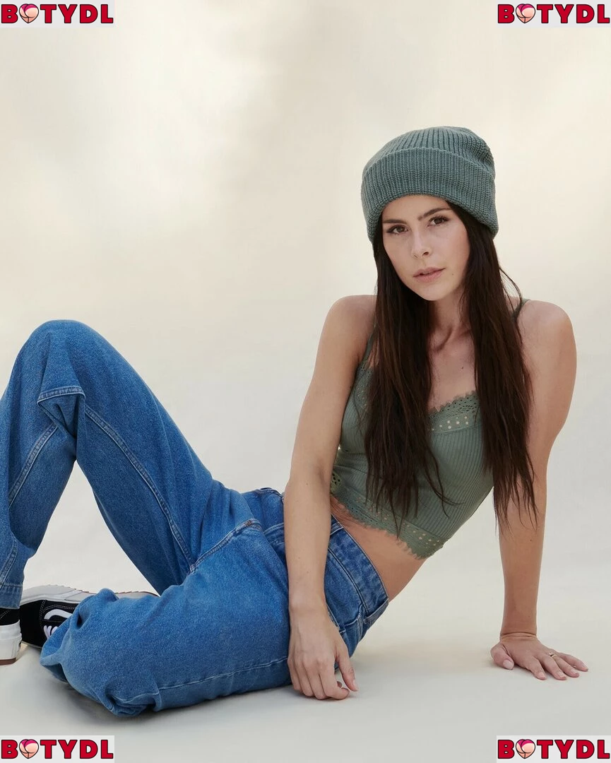 Lena Meyer-Landrut Onlyfans Photo Gallery 