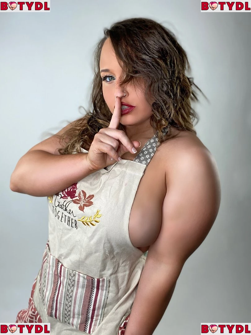 Jordynne Grace Onlyfans Photo Gallery 