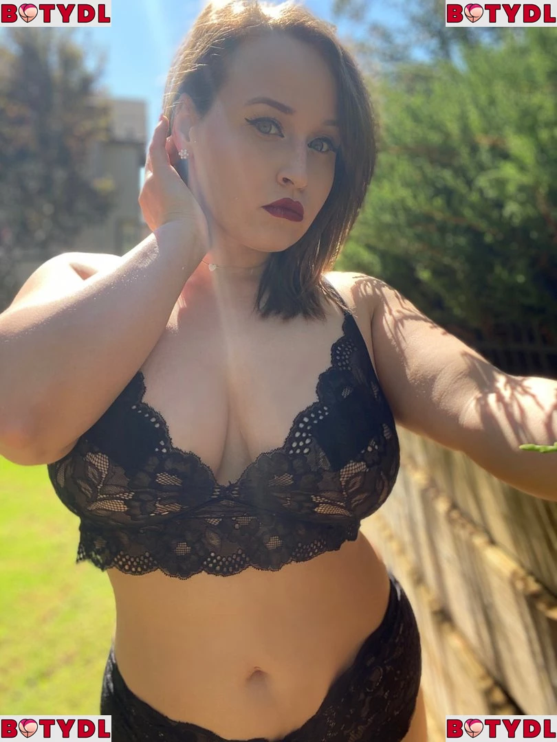 Jordynne Grace Onlyfans Photo Gallery 