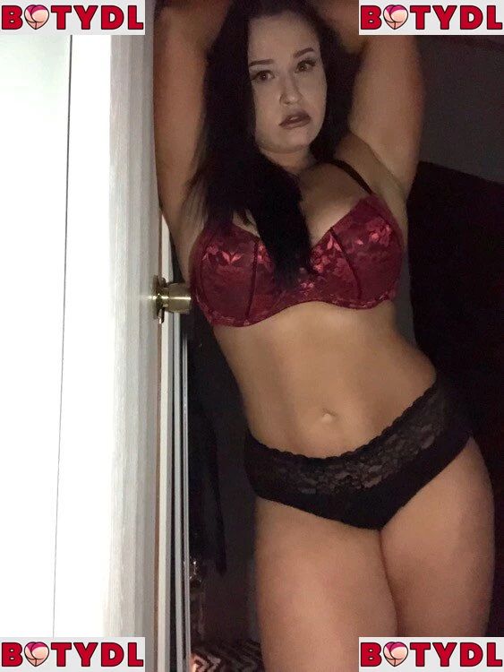 Jordynne Grace Onlyfans Photo Gallery 